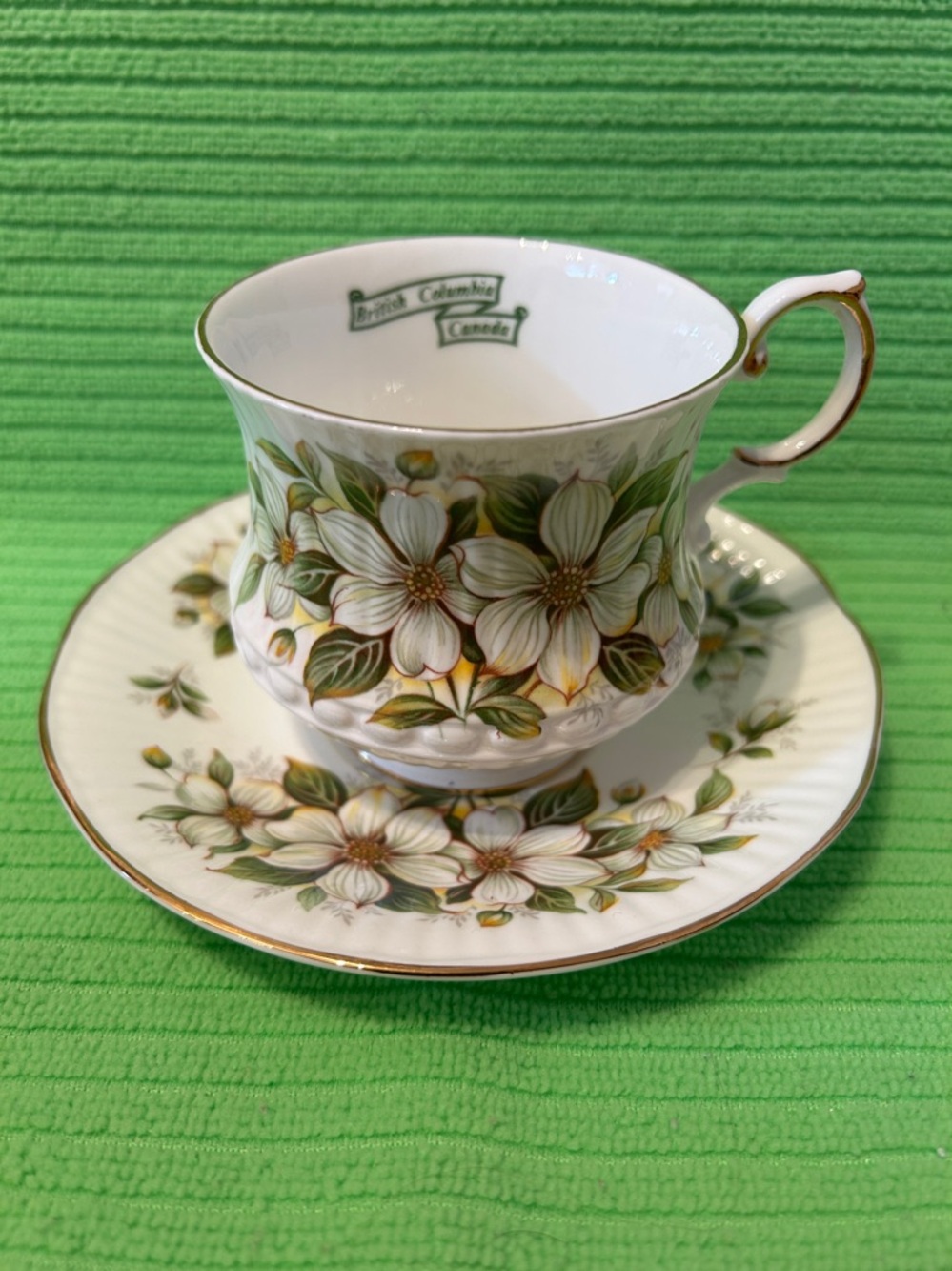 Queen’s Fine Bone China